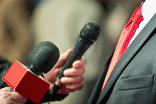 Nie mów reporterowi wszystkiego Nie mów reporterowi wszystkiego