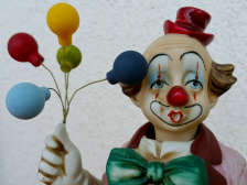 Nowy klaun w wyborczym cyrku